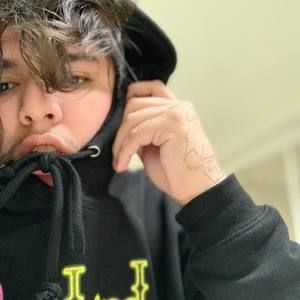 Meet your Posher, Luis